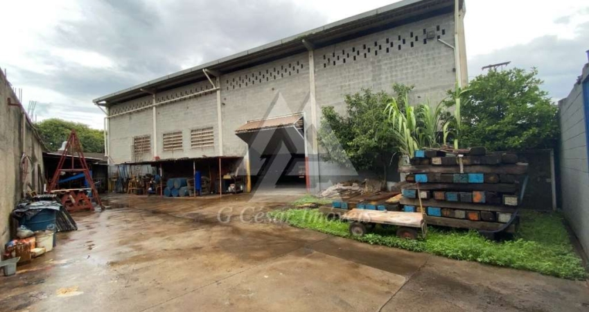 Galpão / Depósito / Armazém para venda em Capuava de 651.00m² com 5 Garagens