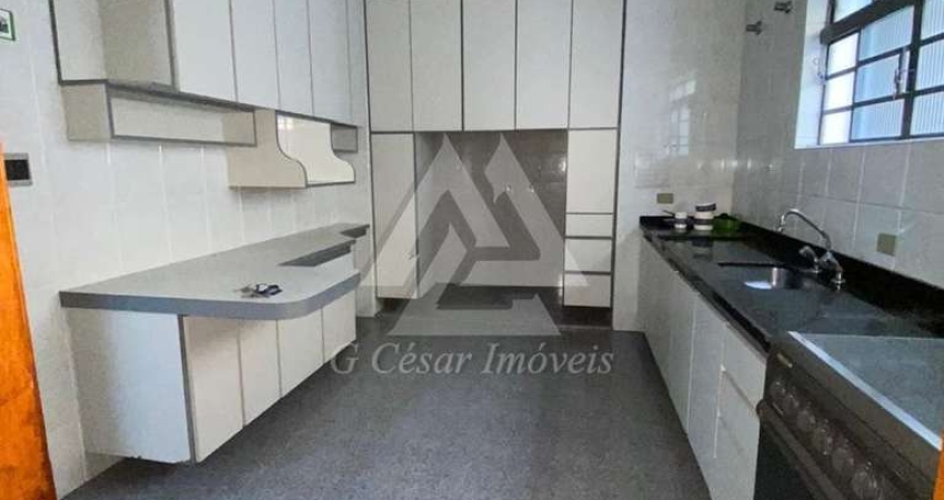 Casa para alugar em Vila Luzita de 500.00m² com 3 Quartos, 1 Suite e 4 Garagens