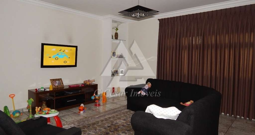 Sobrado para venda em Jardim Pilar de 500.00m² com 4 Quartos, 3 Suites e 5 Garagens