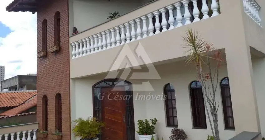 Sobrado para venda em Vila Nossa Senhora Das Vitórias de 310.00m² com 3 Quartos, 1 Suite e 4 Garagens