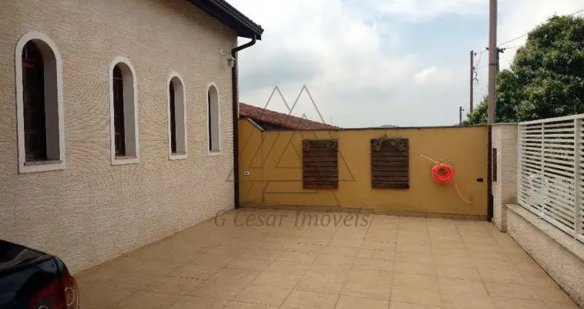 Casa para venda em Colônia de 250.00m² com 3 Quartos, 1 Suite e 4 Garagens