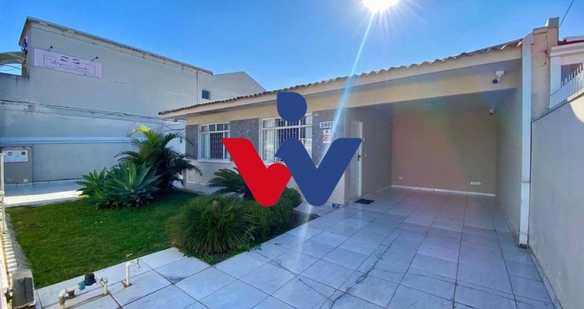 Casa para venda em Boqueirão de 278.00m² com 3 Quartos, 1 Suite e 3 Garagens