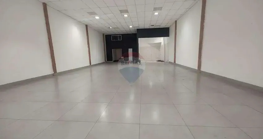 Imóvel Comercial para alugar em Vila Yara de 450.00m² com 2 Garagens