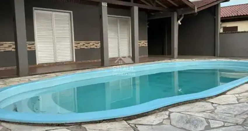 Casa para alugar em Pontal Do Paraná de 200.00m² com 8 Quartos, 2 Suites e 14 Garagens
