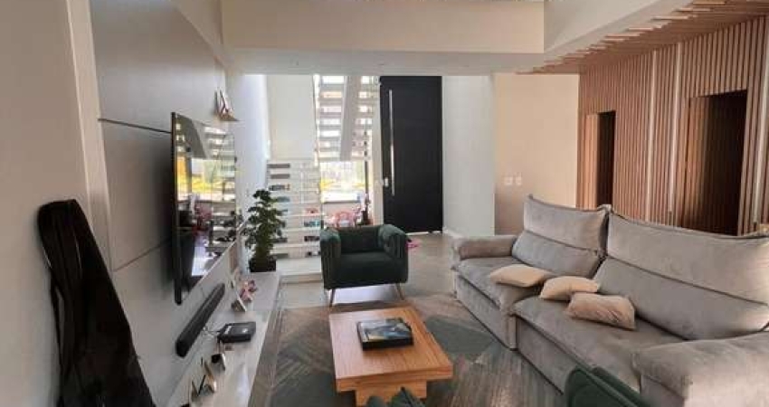 Casa de Condomínio para venda em Villaggio San Marco de 252.00m² com 3 Quartos, 3 Suites e 4 Garagens