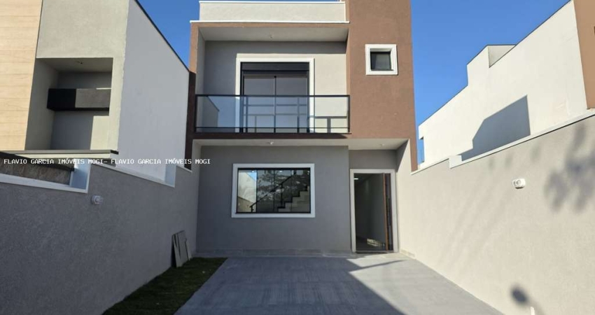 Sobrado para venda em Mogi Moderno de 170.00m² com 3 Quartos, 1 Suite e 4 Garagens