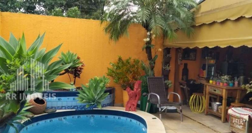 Casa para venda em Tamboré de 160.00m² com 3 Quartos, 1 Suite e 4 Garagens
