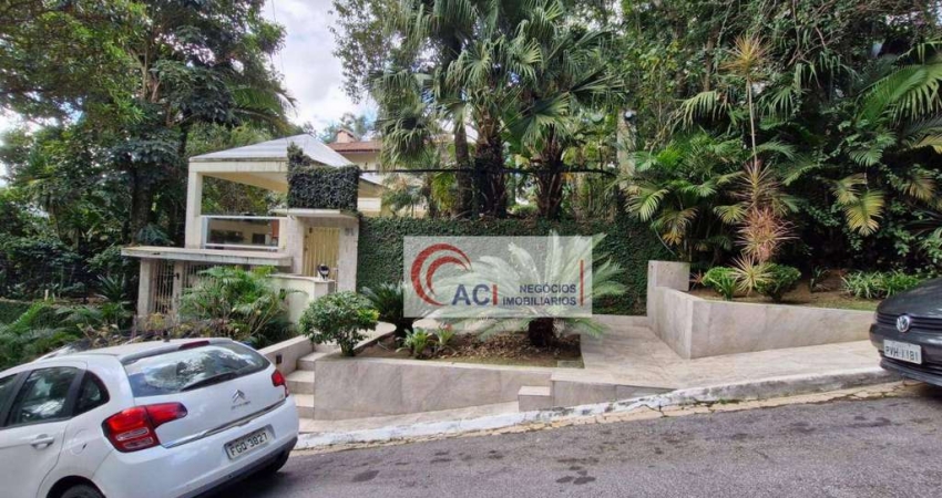 Casa de Condomínio para venda em Vila Verde de 441.00m² com 5 Quartos, 4 Suites e 2 Garagens