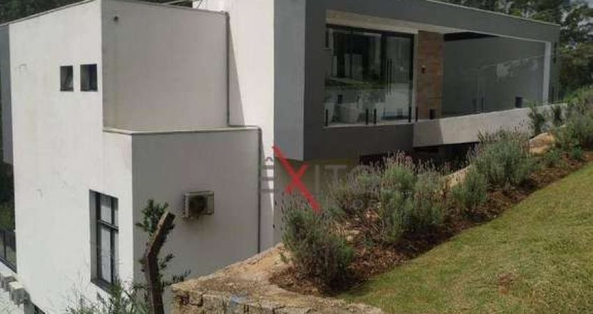 Casa para venda em Loteamento Capital Ville de 300.00m² com 5 Quartos, 2 Suites e 2 Garagens
