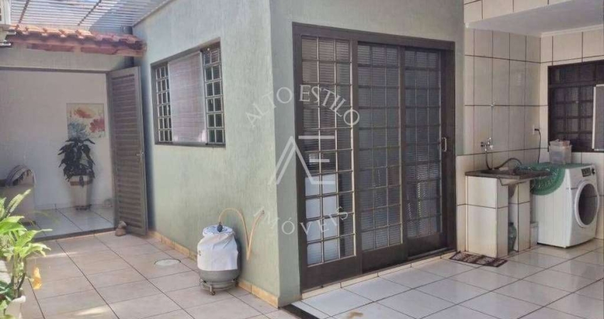 Sobrado para venda em Campos Elíseos de 132.00m² com 5 Quartos, 1 Suite e 2 Garagens