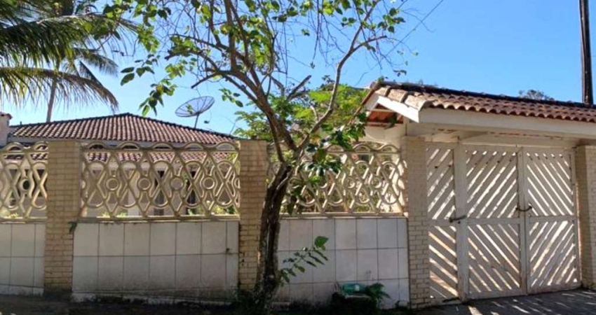 Casa para venda em Praia Da Lagoinha de 432.00m² com 4 Quartos, 1 Suite e 5 Garagens