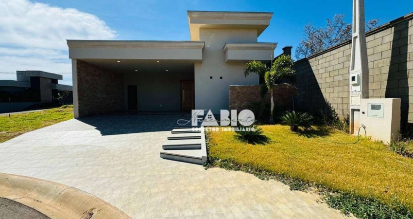 Casa de Condomínio para venda em Loteamento San Fernando Valley de 110.00m² com 2 Quartos, 1 Suite e 4 Garagens