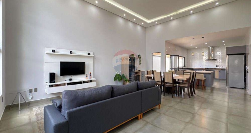 Casa para venda em Villas Paraíso de 228.00m² com 3 Quartos, 1 Suite e 2 Garagens