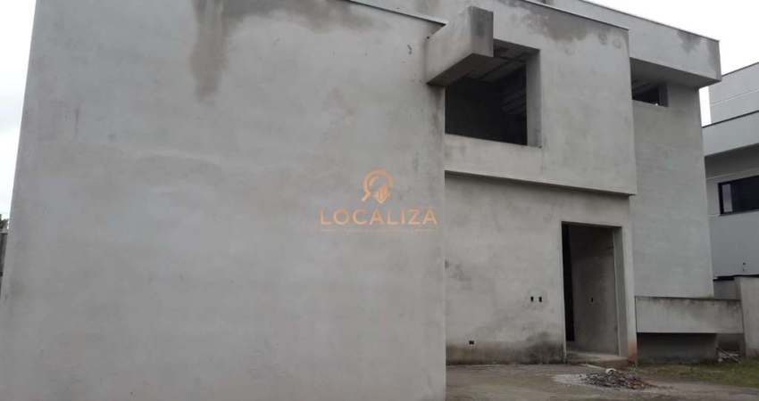 Casa para venda em Condomínio Residencial Colinas Do Paratehy de 300.00m² com 3 Quartos, 3 Suites e 3 Garagens