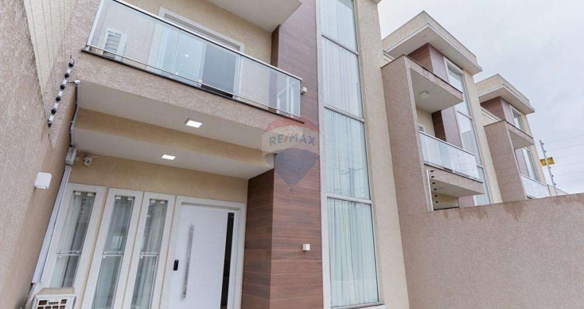 Sobrado para venda em Pinheirinho de 240.00m² com 3 Quartos, 1 Suite e 4 Garagens