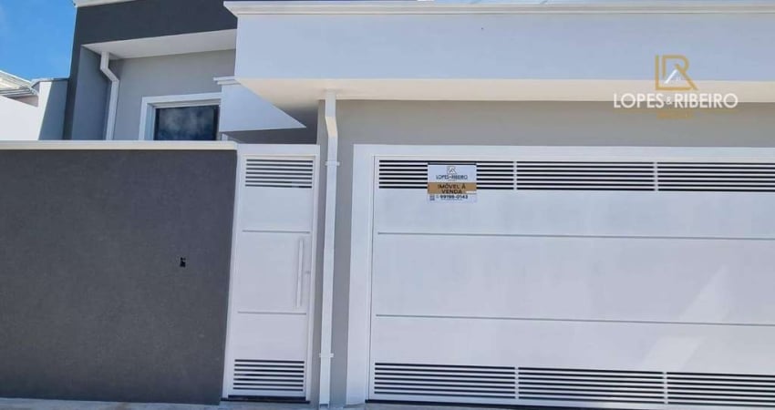 Casa para venda em Residencial Vila Di Capri de 104.00m² com 3 Quartos, 1 Suite e 2 Garagens