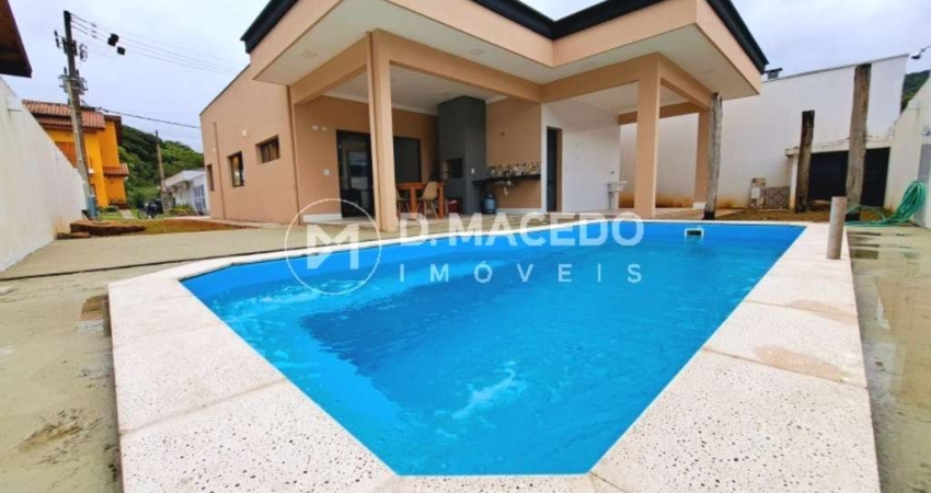 Casa para venda em Praia Da Lagoinha de 375.00m² com 3 Quartos, 1 Suite e 4 Garagens