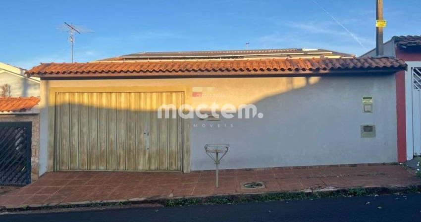 Casa para venda em Jardim Paulistano de 213.00m² com 3 Quartos, 1 Suite e 3 Garagens