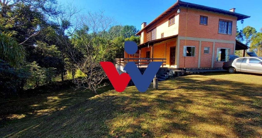 Chácara para venda em Tijucas Do Sul de 250.00m² com 3 Quartos, 1 Suite e 2 Garagens
