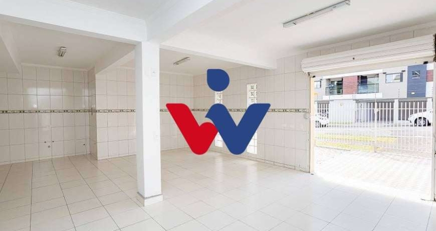 Sobrado para venda em Tingui de 268.00m² com 3 Quartos