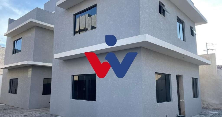 Sobrado para venda em Tarumã de 91.00m² com 3 Quartos, 1 Suite e 2 Garagens