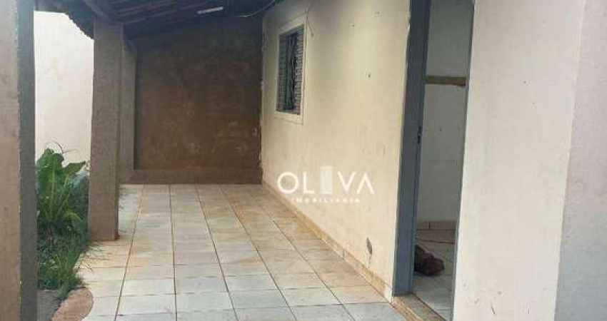 Casa para venda e aluguel em Jardim Santo Antônio de 100.00m² com 2 Quartos e 4 Garagens