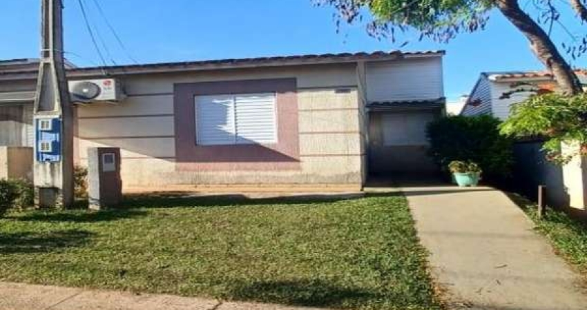 Casa para alugar em Jardim Ipanema de 50.00m² com 3 Quartos, 1 Suite e 2 Garagens
