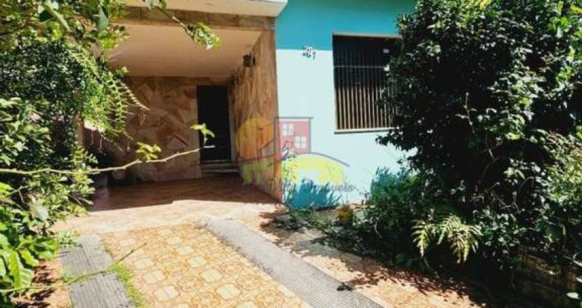 Casa para venda em Vila Palmares de 350.00m² com 3 Quartos, 2 Suites e 4 Garagens