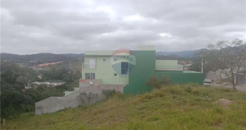 Casa para venda em Jardim Vale Verde de 222.00m² com 5 Quartos, 1 Suite e 2 Garagens
