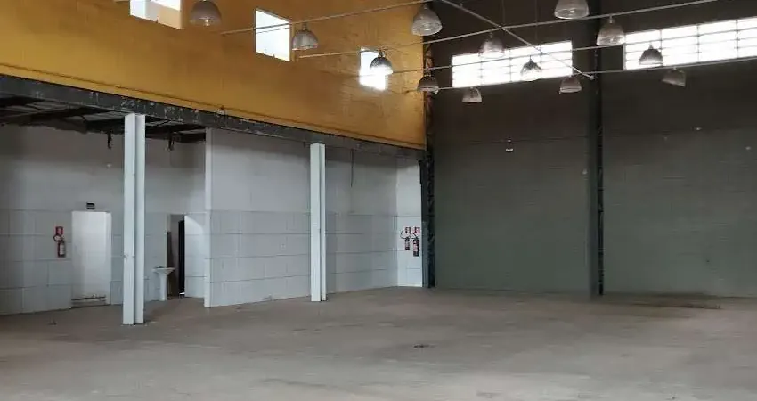 Galpão / Depósito / Armazém para venda e aluguel em Loteamento Residencial Flor Do Campo de 1700.00m² com 7 Garagens