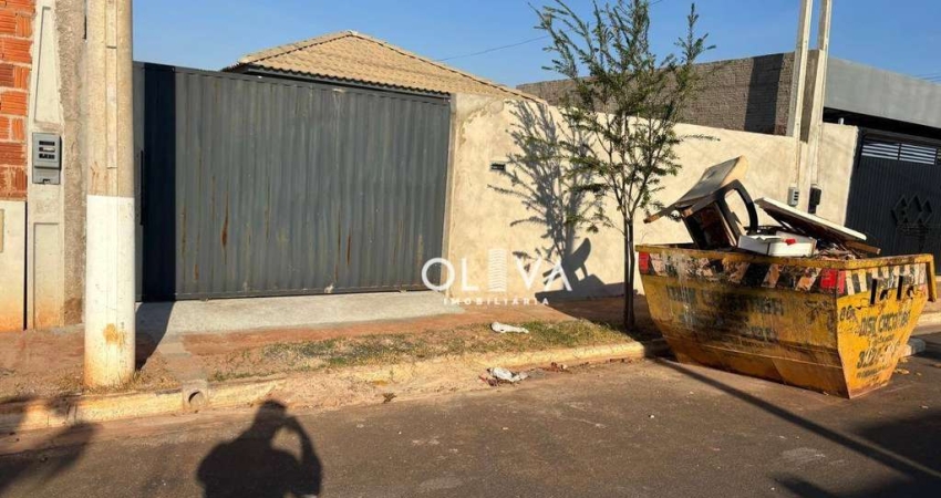 Casa para venda em Bela Vista de 43.00m² com 2 Quartos e 3 Garagens