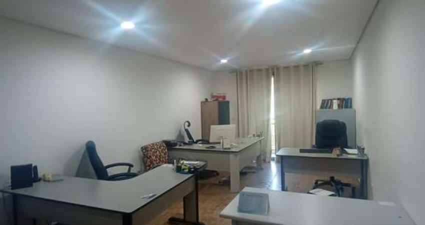 Sala Comercial para venda em Lageadinho de 40.00m² com 1 Quarto e 1 Garagem