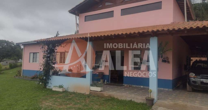 Chácara para venda em Santana de 2000.00m² com 3 Quartos e 1 Suite