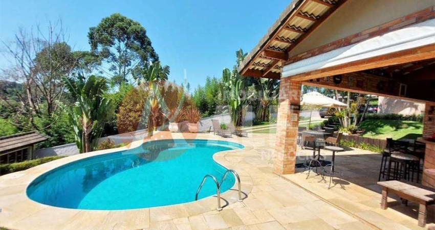 Casa para venda em Palos Verdes de 350.00m² com 5 Quartos, 4 Suites e 5 Garagens