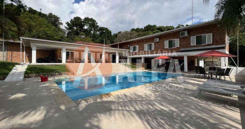 Casa para venda em Parque Silvino Pereira de 842.00m² com 5 Quartos, 1 Suite e 10 Garagens