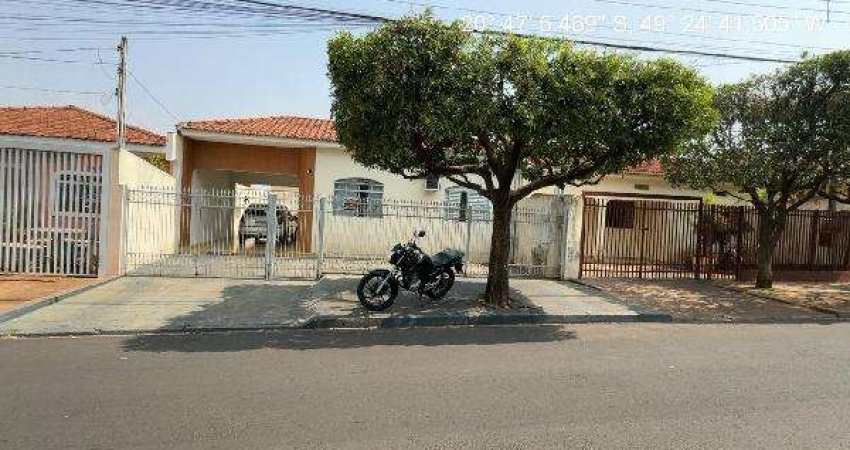 Casa para venda em Solo Sagrado de 200.00m² com 4 Quartos