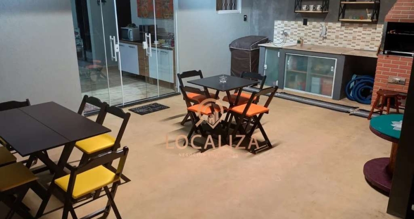 Casa para venda em Parque Residencial Santo André de 211.00m² com 4 Quartos, 1 Suite e 3 Garagens