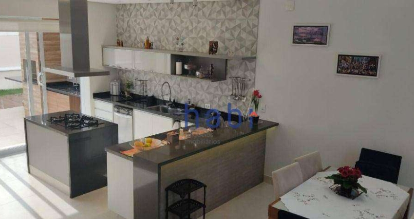 Casa de Condomínio para alugar em Alphaville Nova Esplanada de 321.00m² com 3 Quartos, 3 Suites e 4 Garagens