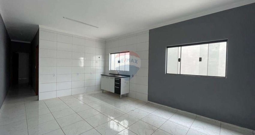 Casa para venda em Jardim Suécia de 58.00m² com 2 Quartos e 2 Garagens