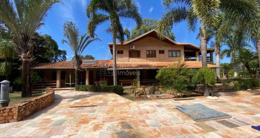 Fazenda / Sítio para venda em Chácara Flora Araraquara de 751.00m² com 5 Quartos e 3 Suites