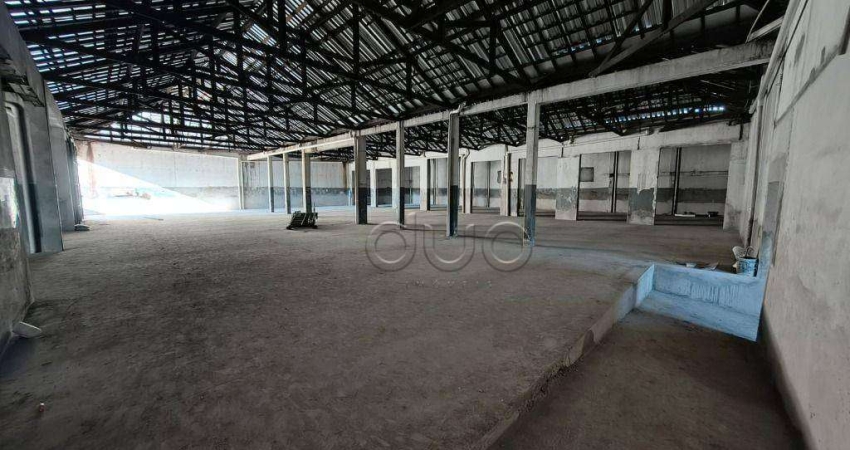 Galpão / Depósito / Armazém para alugar em Vila Areião de 1689.00m² com 10 Garagens