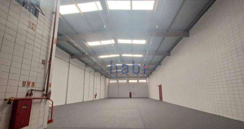 Galpão / Depósito / Armazém para alugar em Iporanga de 2000.00m² com 10 Garagens