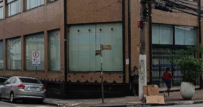 Sobrado para alugar em Centro de 880.00m² com 3 Quartos e 6 Garagens
