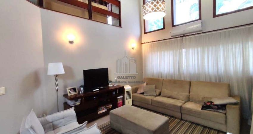 Casa para venda em Vila Moletta de 315.00m² com 3 Quartos, 3 Suites e 7 Garagens