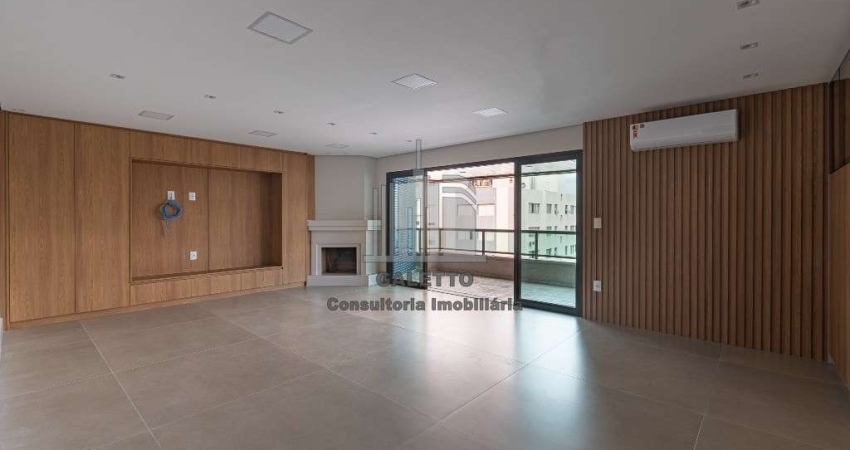 Apartamento para venda em Cambuí de 200.00m² com 3 Quartos, 3 Suites e 2 Garagens