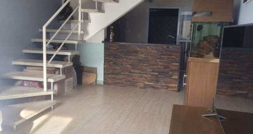 Casa de Condomínio para venda em Outeiro De Passárgada de 56.00m² com 2 Quartos e 1 Garagem