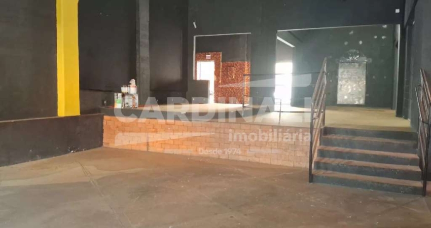 Imóvel Comercial para venda em Centro de 745.00m² com 1 Garagem