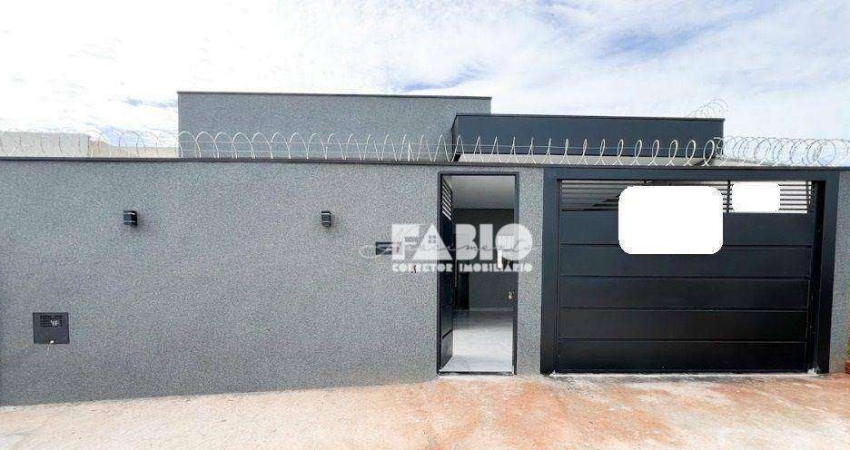 Casa para venda em Miravista Residencial de 91.00m² com 3 Quartos, 1 Suite e 2 Garagens