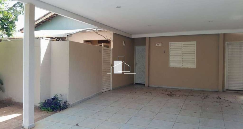 Casa para venda em Jardins De Athenas de 180.00m² com 3 Quartos e 1 Suite