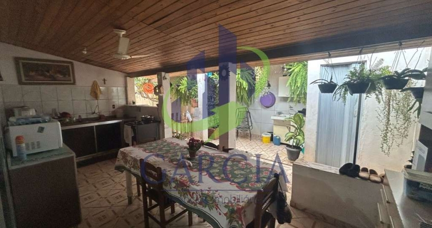 Casa para venda em Jardim Ipê Pinheiro de 200.00m² com 2 Quartos e 1 Garagem
